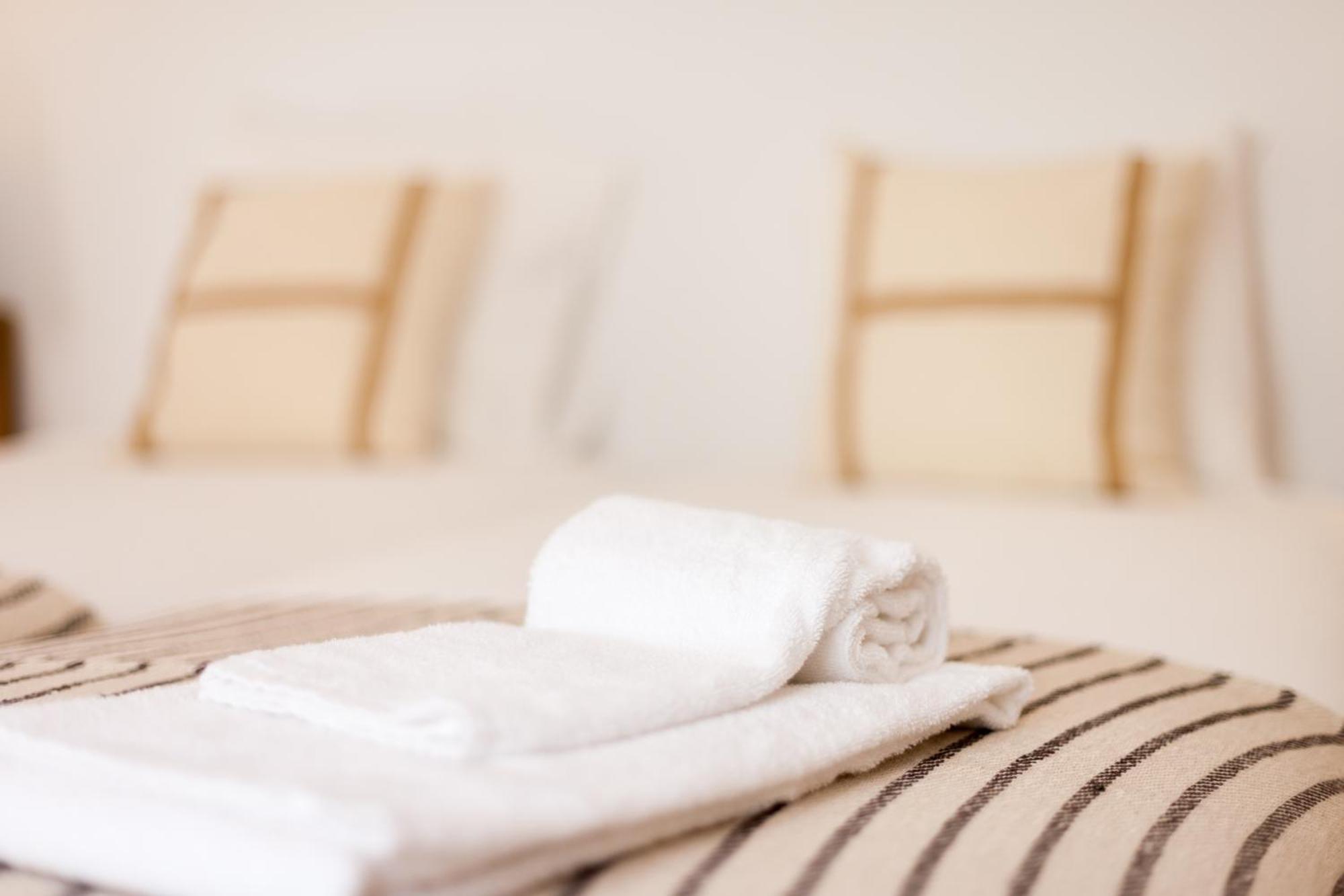 Tejo Vintage Three-Bedroom Apartment - By Lu Holidays Lisboa Eksteriør bilde